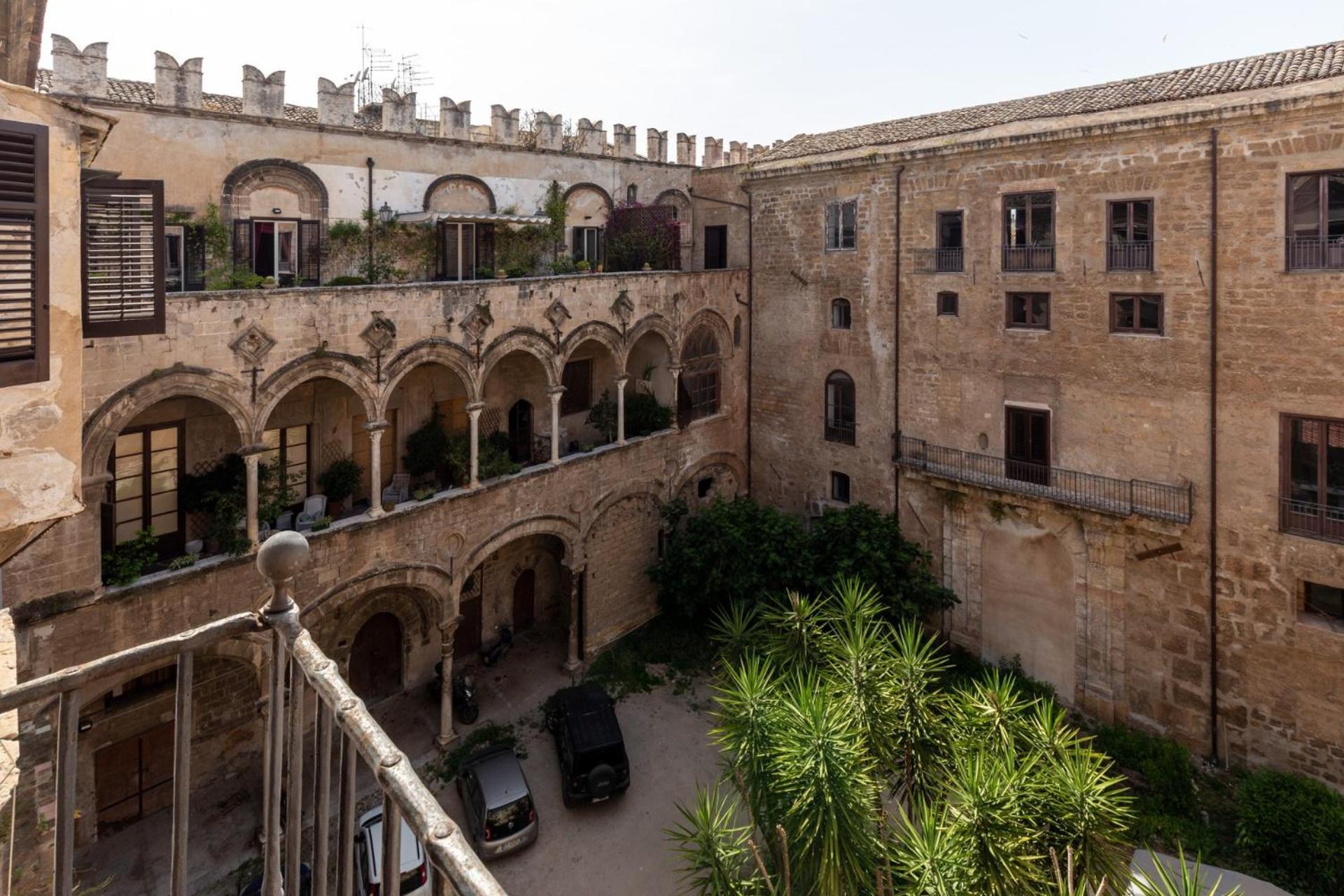 Appartement Ajutamicristo Domus By Domusicily à Palerme Extérieur photo