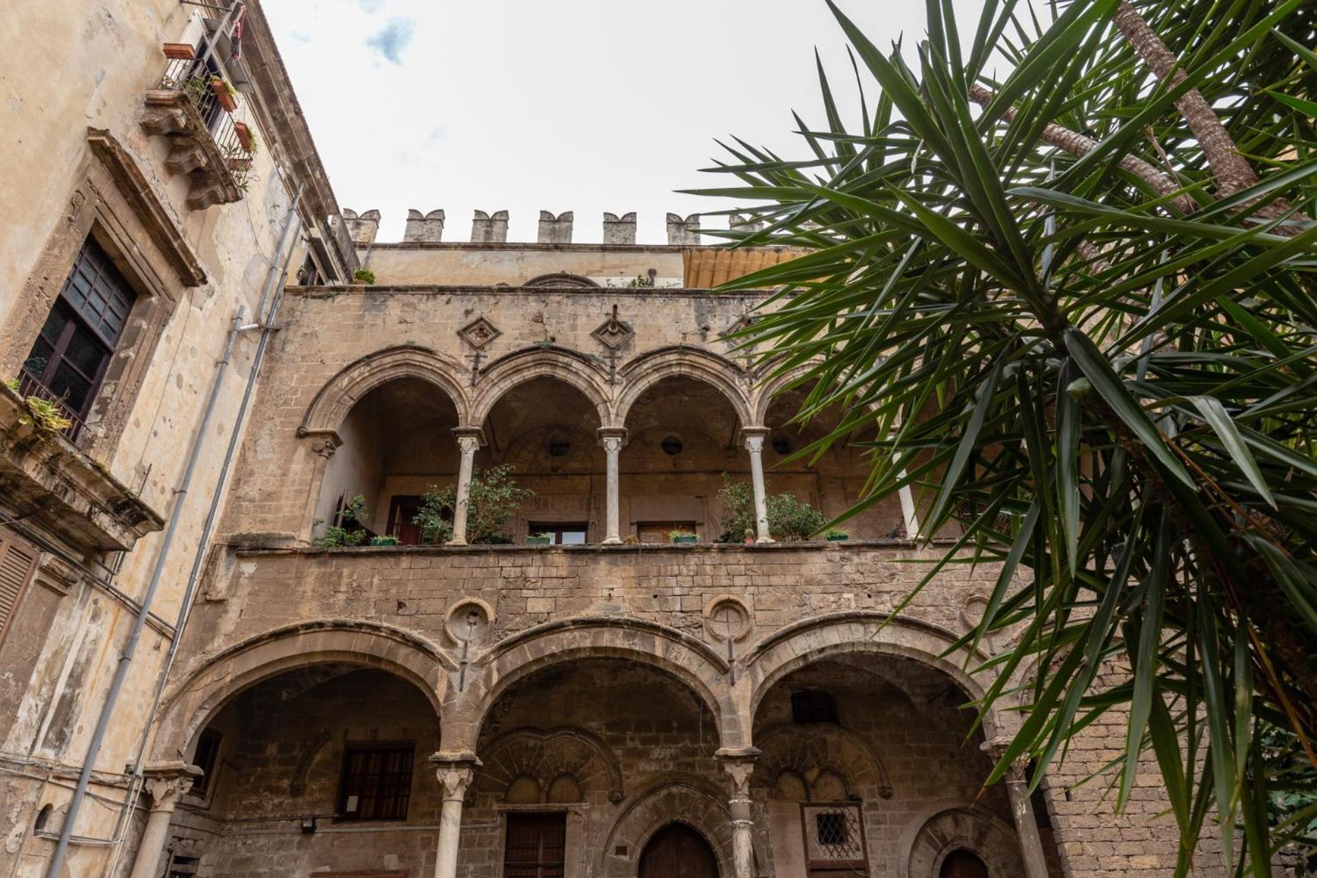 Appartement Ajutamicristo Domus By Domusicily à Palerme Extérieur photo
